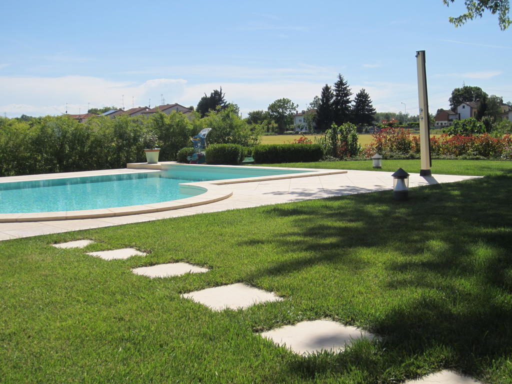 Marinella B&B Cornale Exterior foto