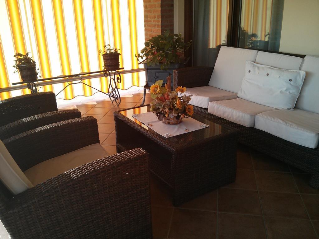 Marinella B&B Cornale Exterior foto