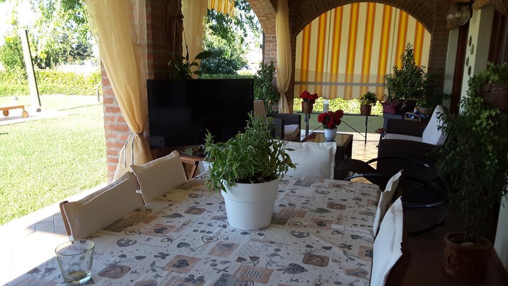Marinella B&B Cornale Exterior foto