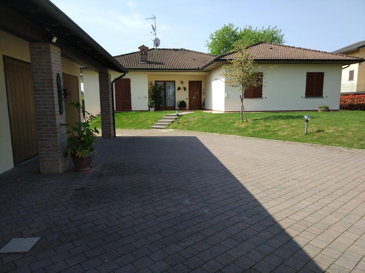 Marinella B&B Cornale Exterior foto